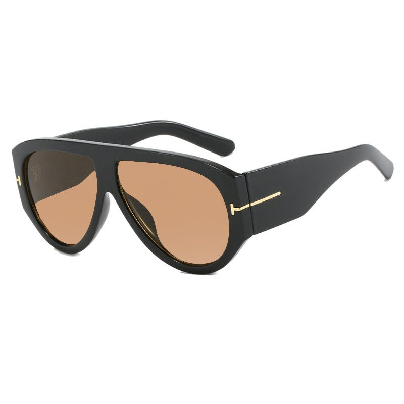 Sunglasses are UV resistant Large frame sunglasses for women with a high-end feel