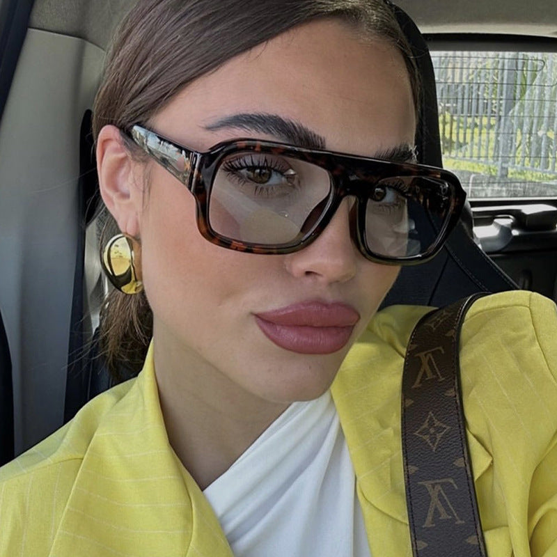 Single beam large frame square sunglasses, new personalized sunglasses, cross-border sunglasses, women's Instagram, same trend